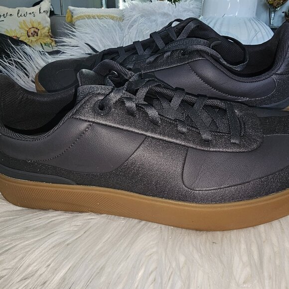 Used LULULEMON Men's Cityverse Sneaker - Picture 5 of 5